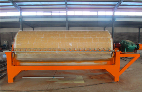 高壓輥磨機(jī)，單傳動(dòng)高壓輥磨機(jī)讓破碎工作如此簡(jiǎn)單，單傳動(dòng)高壓輥磨機(jī)讓破碎工作如此簡(jiǎn)單，磁場(chǎng)一般為多少_磁塊如何排列